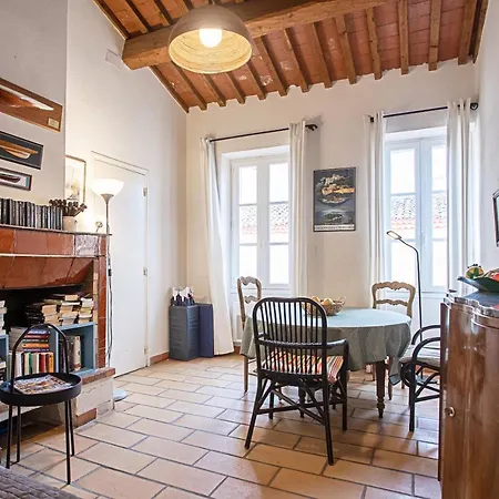 La Maison Et Son Jardin Clos 波克罗勒岛